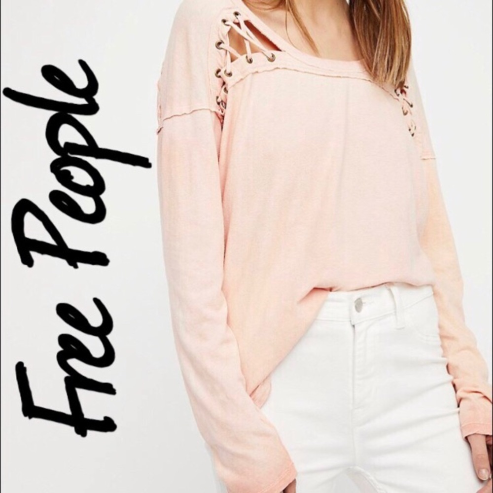 🌸 We The Free First Love Lace Up Tee 🌸